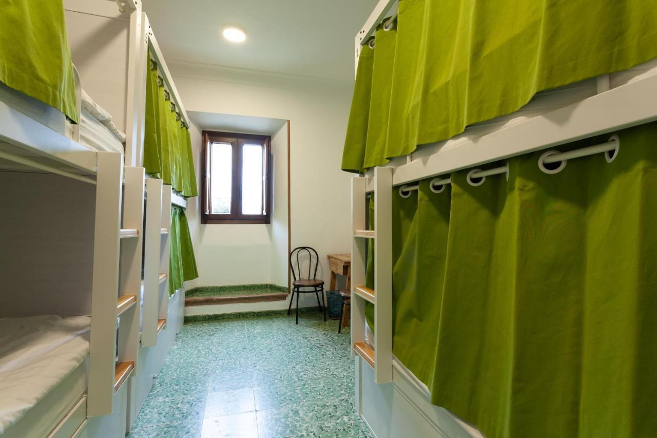 El Albergue De Sigueenza Ngoại thất bức ảnh