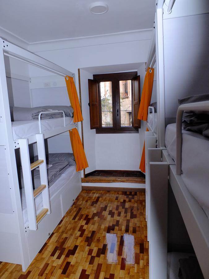El Albergue De Sigueenza Ngoại thất bức ảnh